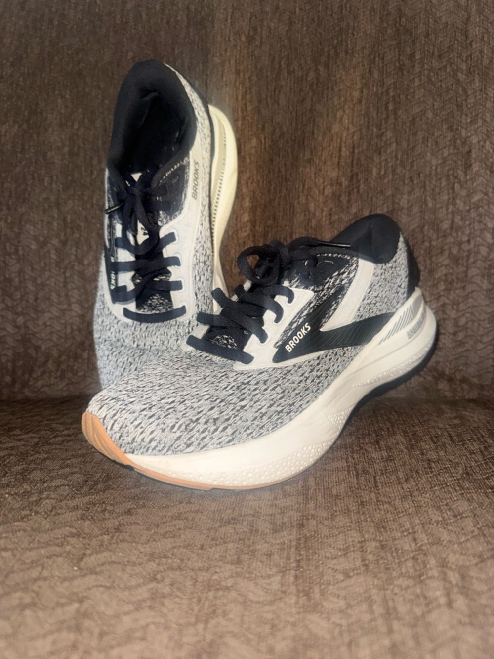 Brooks Neutral-Gray Knit Running Shoes with Black Accents